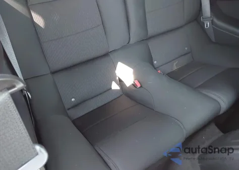 2013 Ford Mustang z USA, uszkodzony, nr VIN 1ZVBP8AM0D5280044